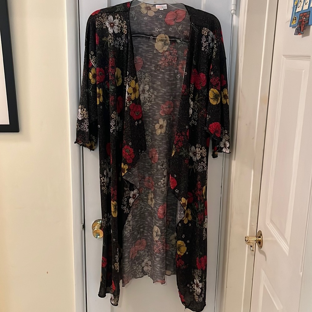 LulaRoe Shirley kimono L (fits up to size 20-22)